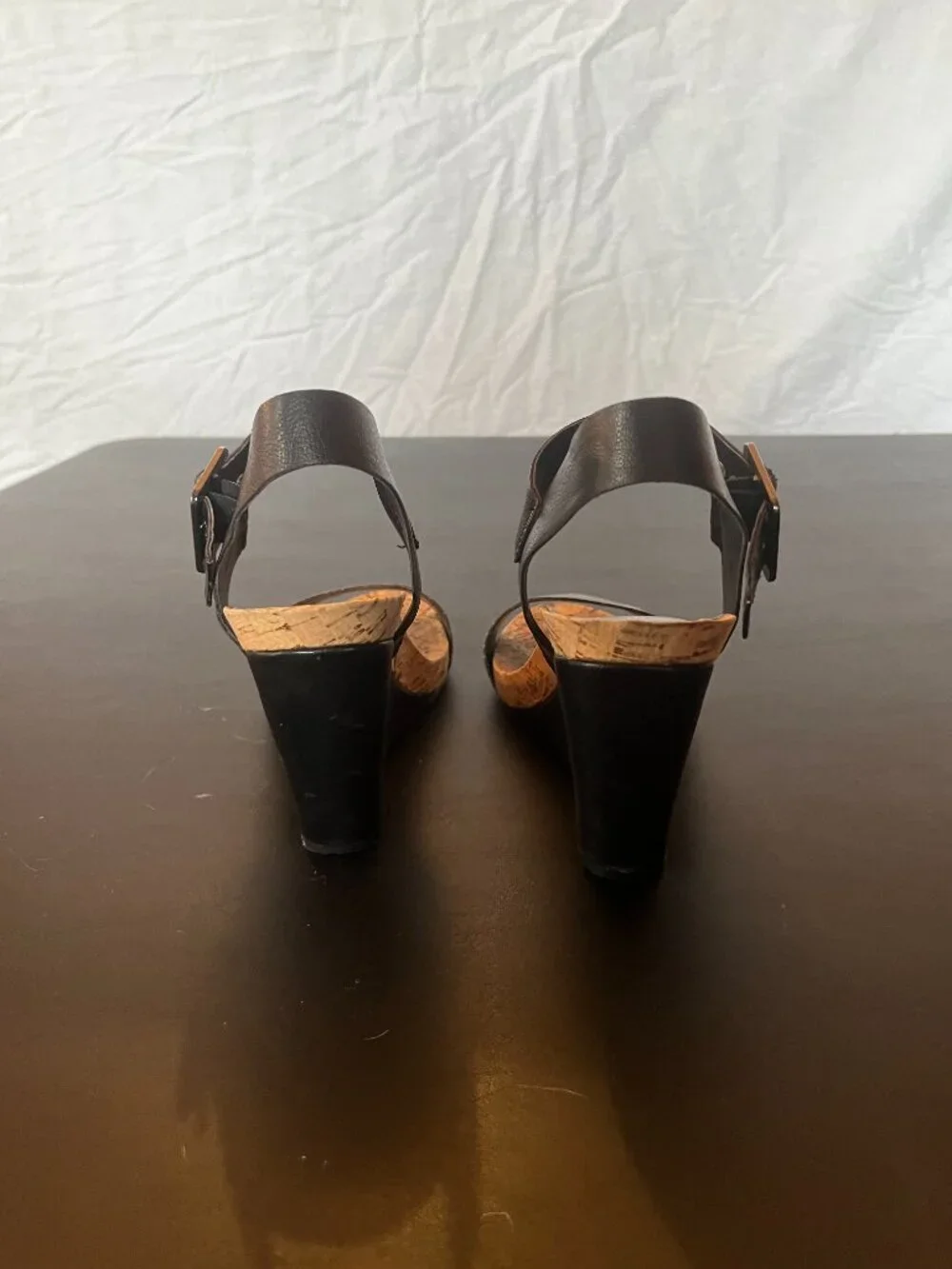 BCBG Size 8M Brown and Black Heels - Picture 4 of 5